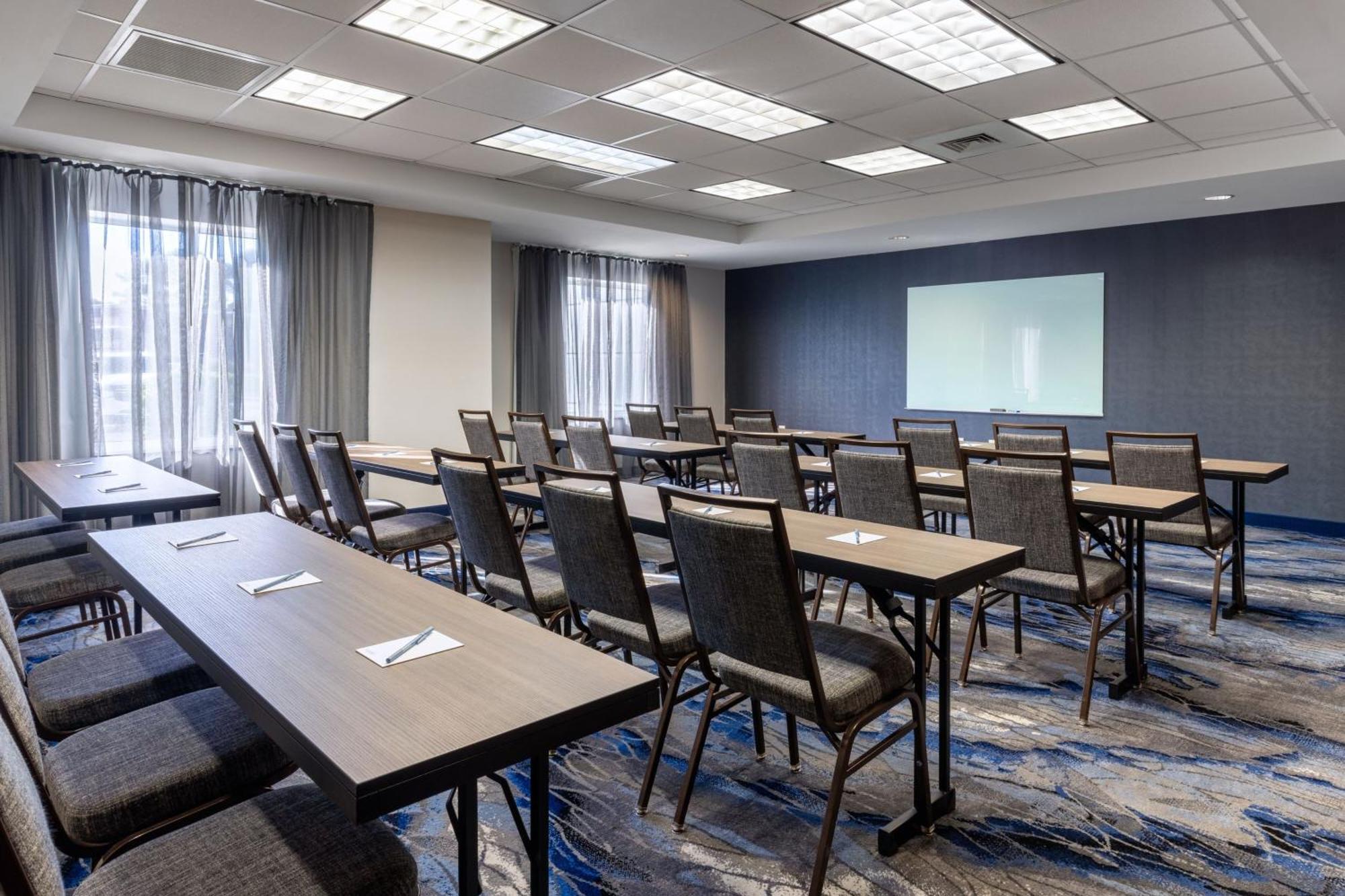 Fairfield Inn & Suites By Marriott Smithfield Eksteriør billede